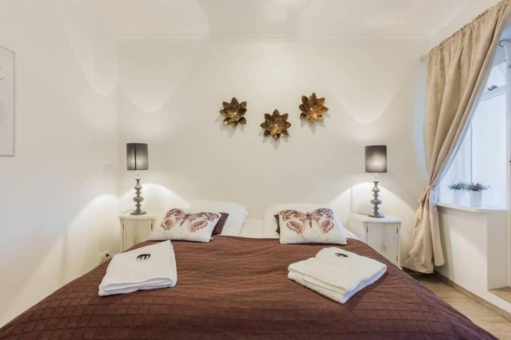 Superb Central Location, No Car Needed - Spacious Akureyri Exteriör bild
