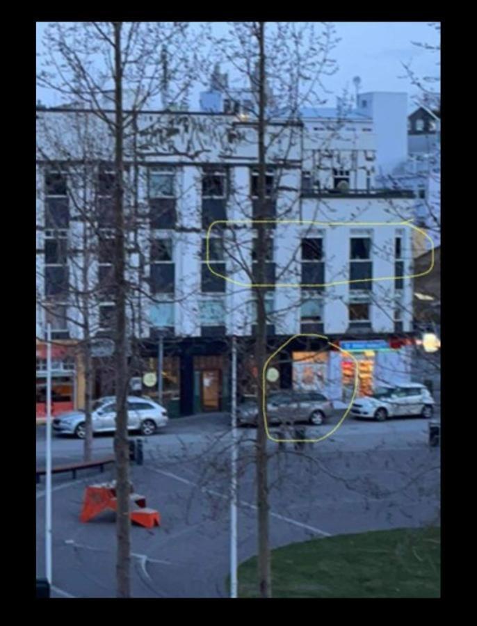 Superb Central Location, No Car Needed - Spacious Akureyri Exteriör bild
